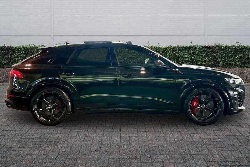 New Audi RS Q8 Design 631 HP (464 kW) 2026 Mythos black metallic SUV