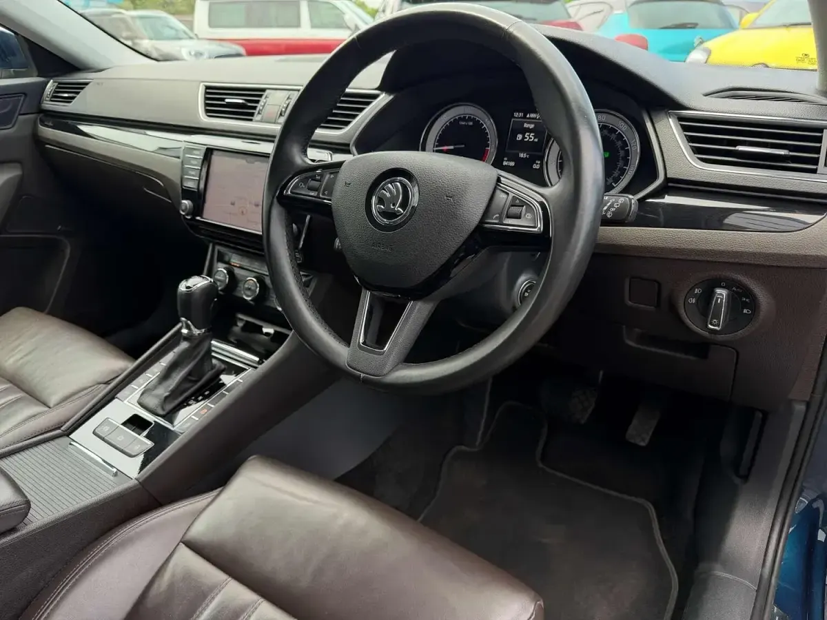 Used Skoda Superb LAURIN & KLEMENT 2017 Blue Estate