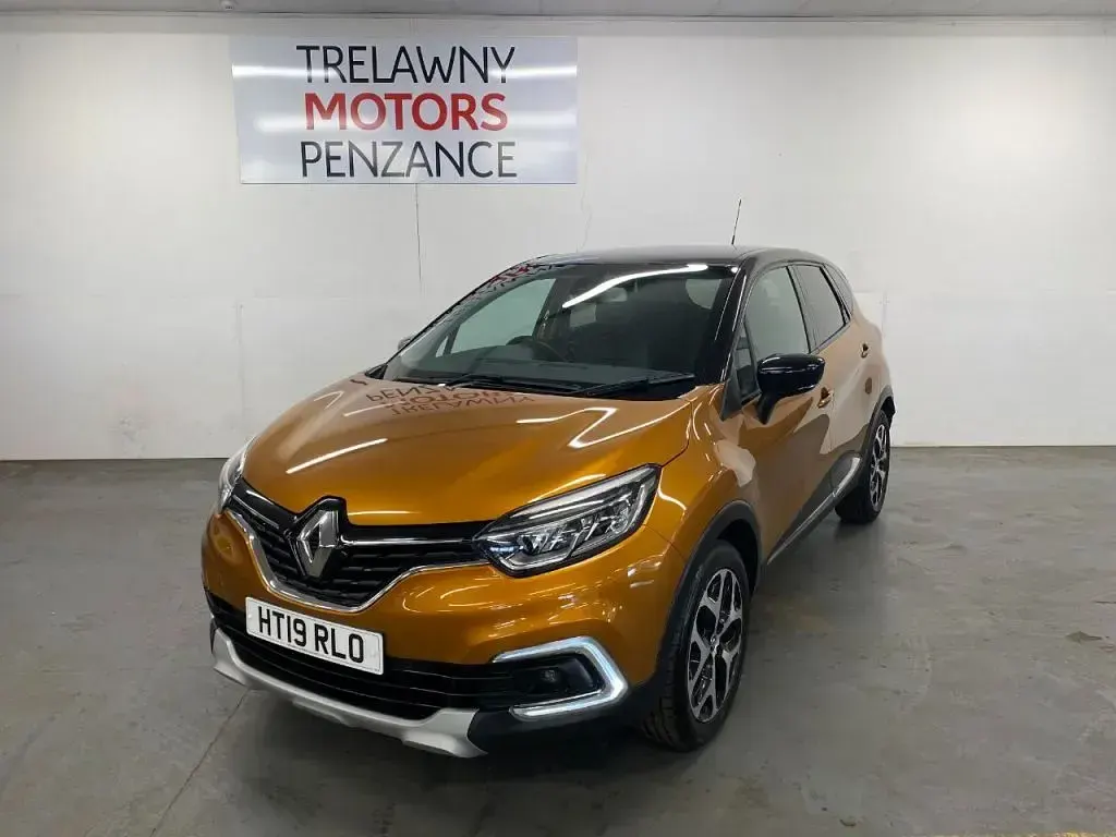 Used Renault Captur GT-Line 90 HP (66 kW) 2019 Orange/black SUV
