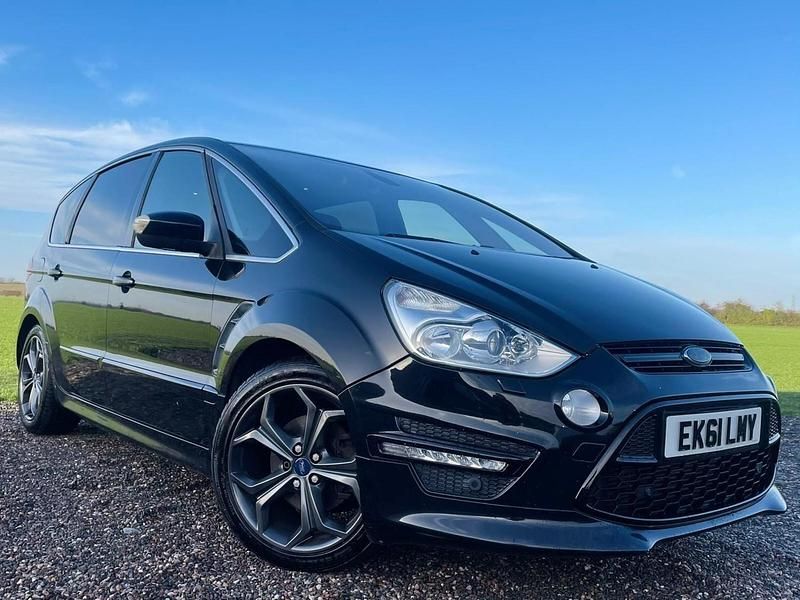 Black Used 2011 Ford S-MAX Titanium X MPV | £3,296 (Fair price) - Image 1/4