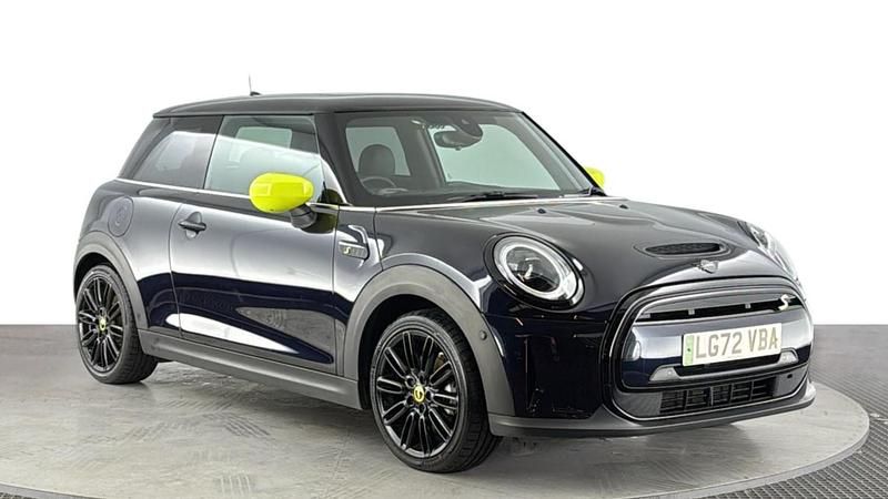Used Mini Cooper SE Hatch 135 kW (184 HP) 2022 Black Hatchback