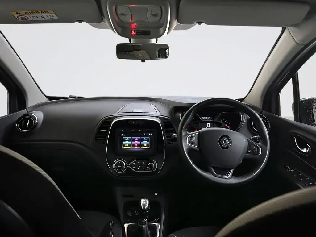 Used Renault Captur Iconic 130 HP (95 kW) 2019 Grey SUV