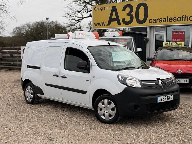 Used Renault Kangoo Business 44 kW (60 HP) 2019 White MPV