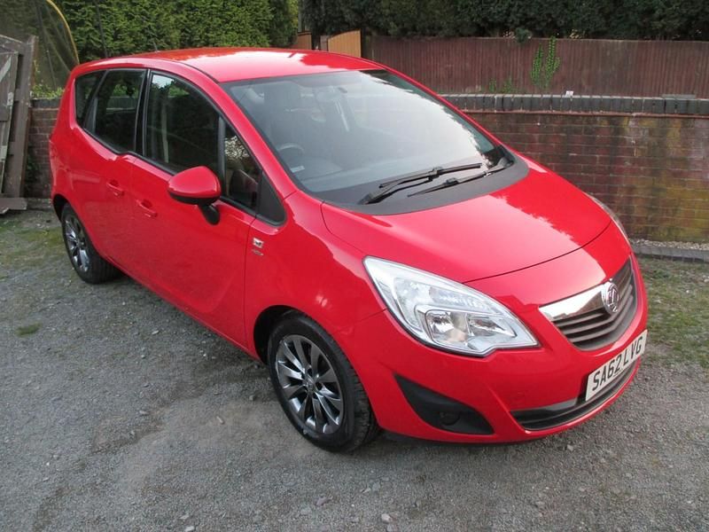 Red Used 2012 Vauxhall Meriva Active MPV | £2,299 (Fair price) - Image 1/4