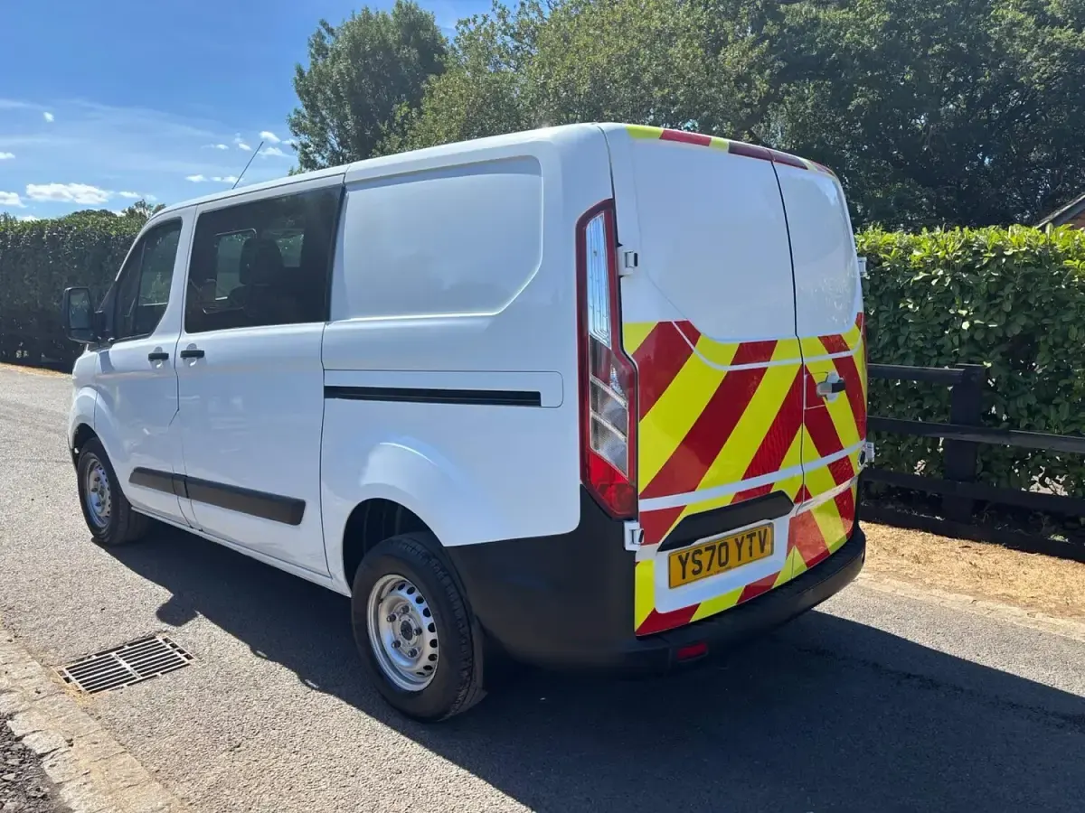 Used Ford Transit Custom S 105 HP (77 kW) 2021 White Van