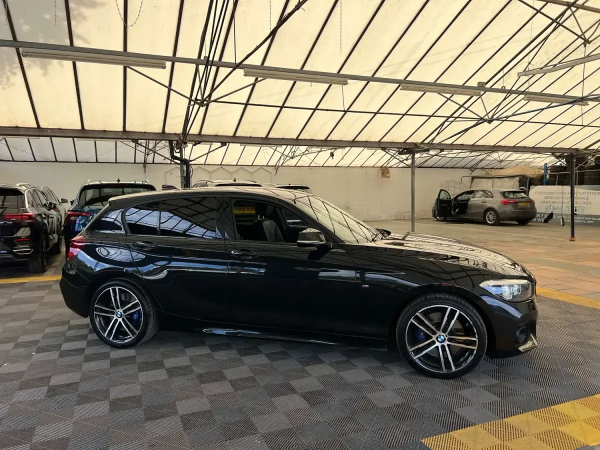 Used BMW 118 M Sport 2019 Black sapphire metallic paint Hatchback