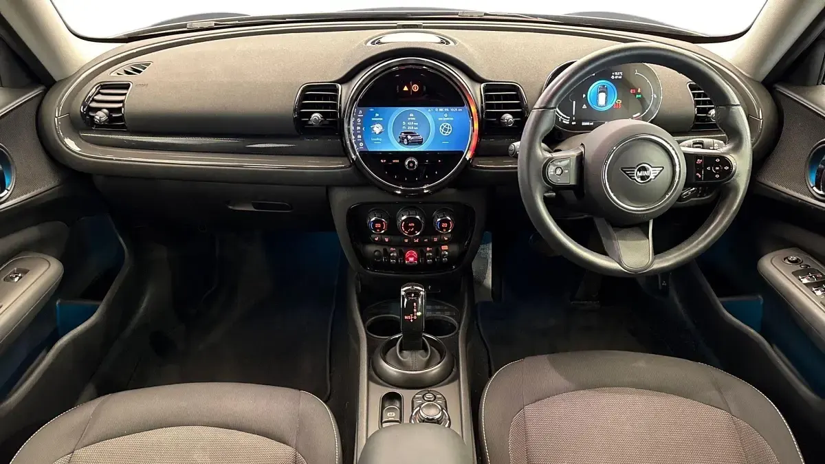 Used Mini Cooper Clubman Classic 134 HP (98 kW) 2023 Black Estate