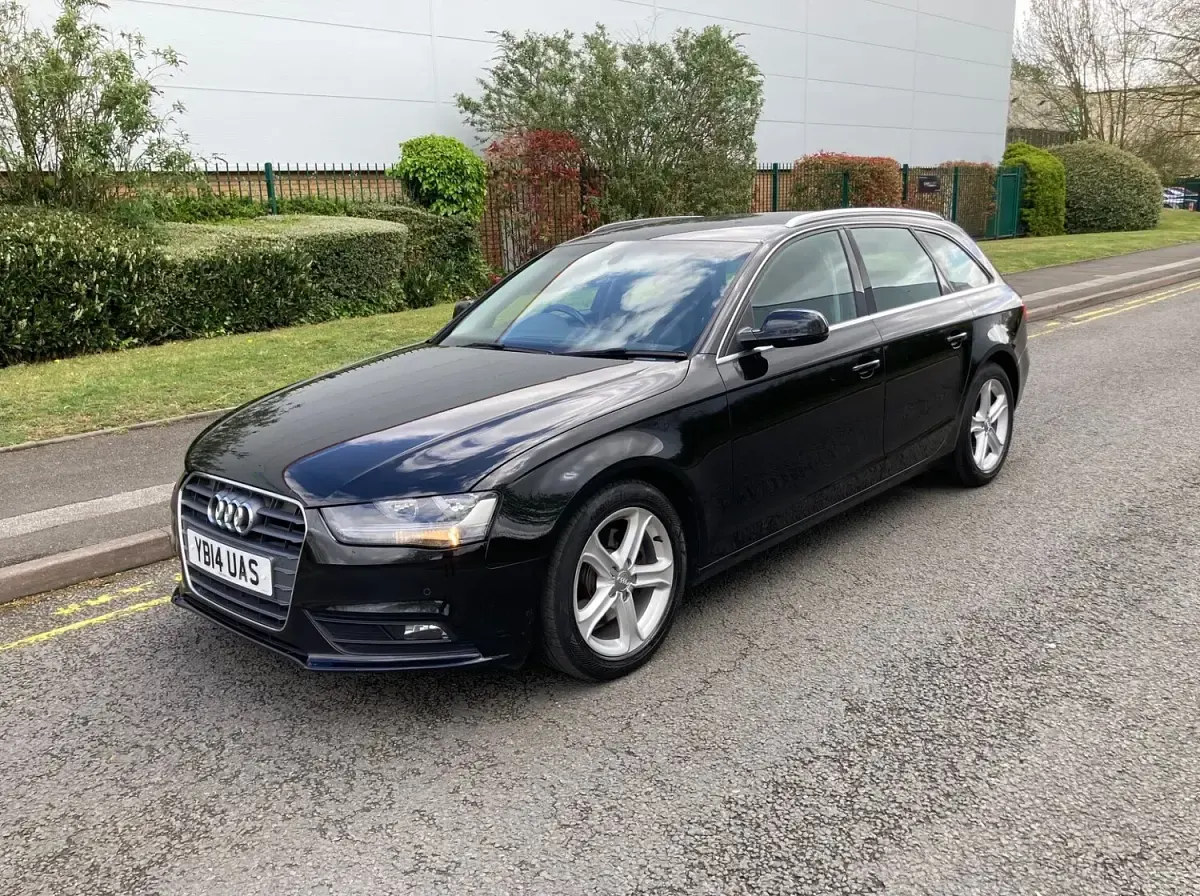 Used Audi A4 163 HP (119 kW) 2014 Black Estate