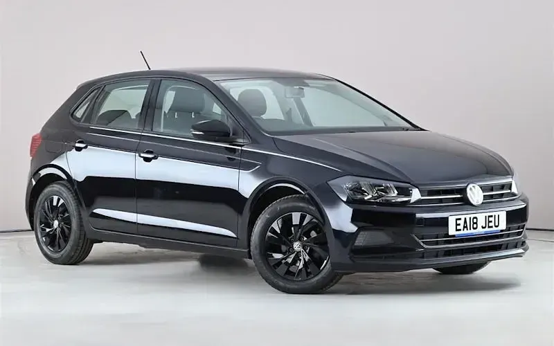 Begagnad VW Polo SE 95 HK (69 kW) 2020 Halvkombi