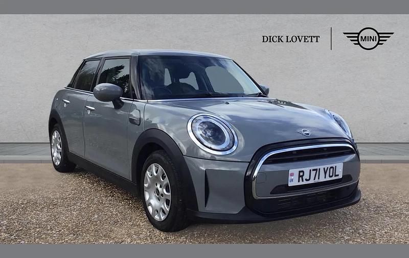 Used Mini ONE Classic 101 HP (74 kW) 2022 Grey Hatchback