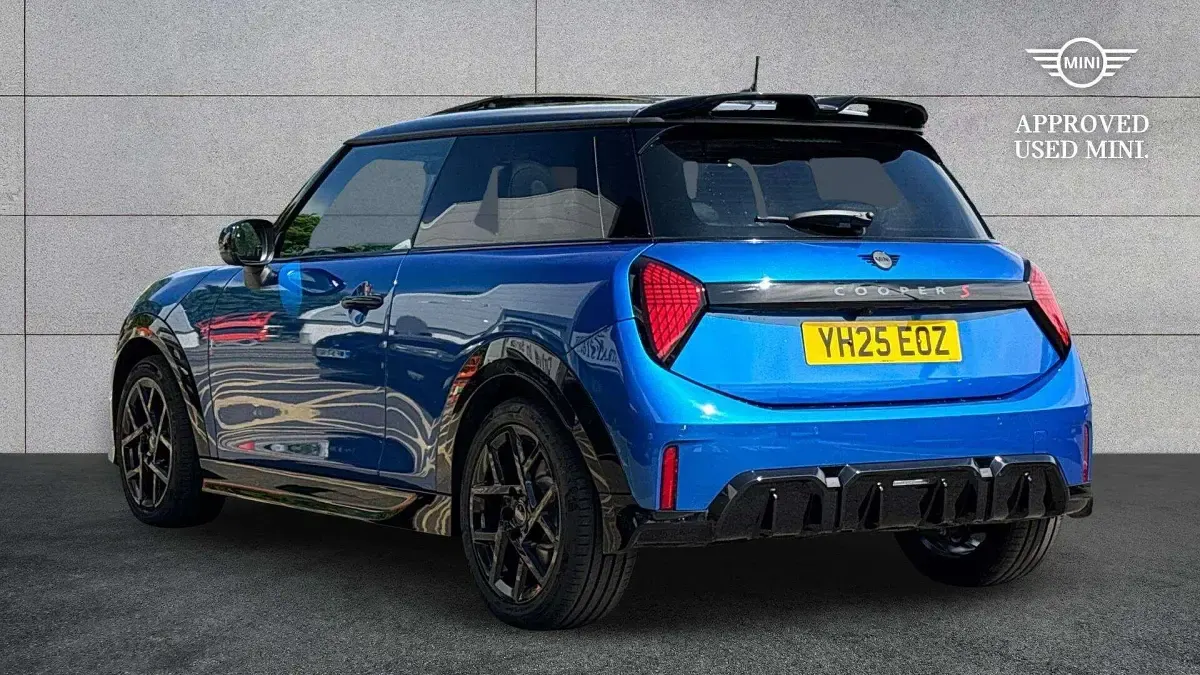 Used Mini Cooper S Hatch 201 HP (147 kW) 2025 Blue Hatchback