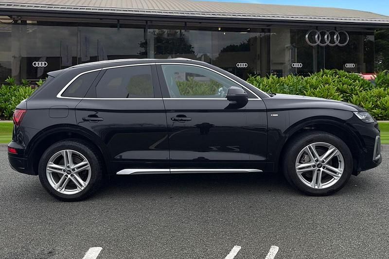 Used Audi Q5 S-Line 204 HP (150 kW) 2022 Black SUV