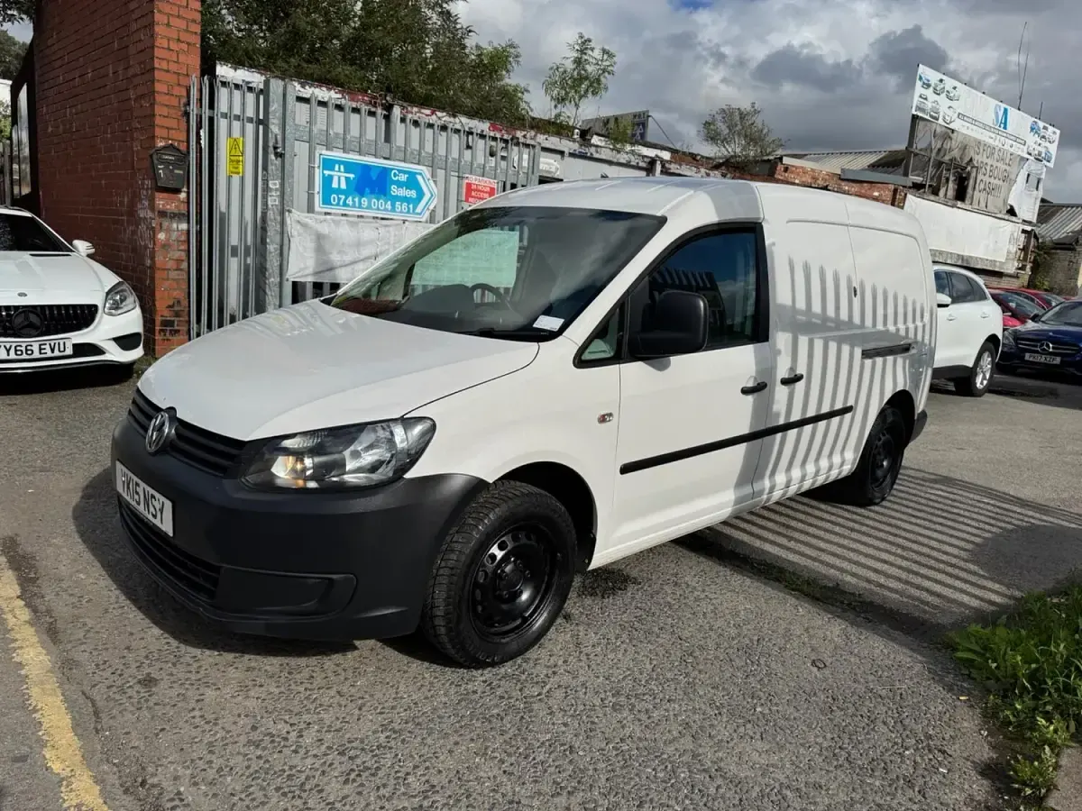 Used VW Caddy Startline 102 HP (75 kW) 2015 White MPV