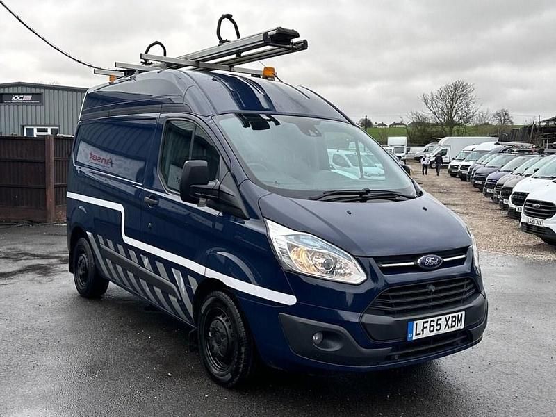 Used Ford Transit Custom Trend 125 HP (91 kW) 2015 Multicolour Van