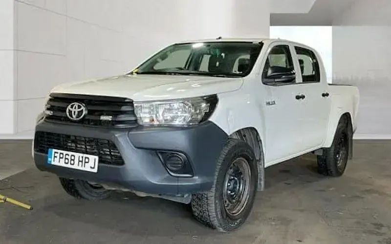 Used Toyota HiLux Active 150 HP (110 kW) 2020 Pickup