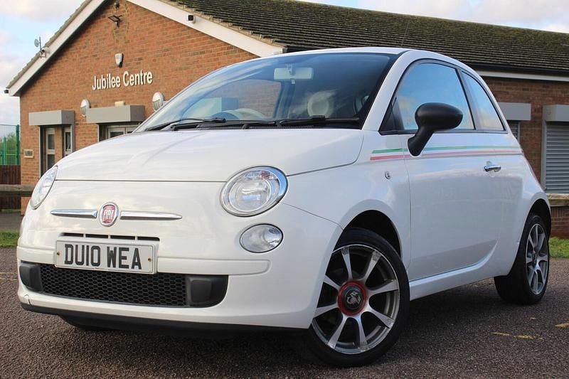 Used Fiat 500 Pop 69 HP (50 kW) 2010 White Hatchback