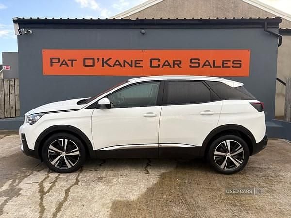 White Used 2019 Peugeot 3008 Allure Hatchback | £11,750 (Fair price) - Image 1/4