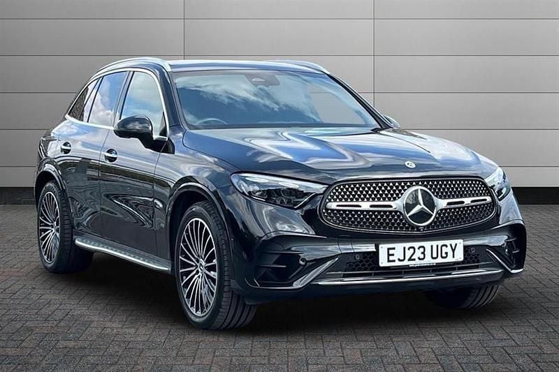 Obsidian black Used 2023 Mercedes 220 AMG Line Premium Plus Estate | £44,950 - Image 1/4
