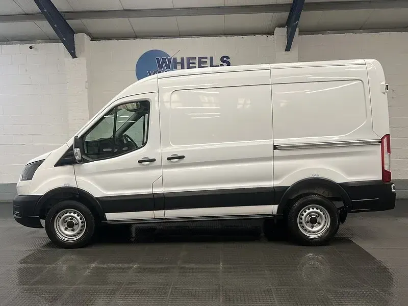 Used Ford Transit S 170 HP (125 kW) 2022 White Van