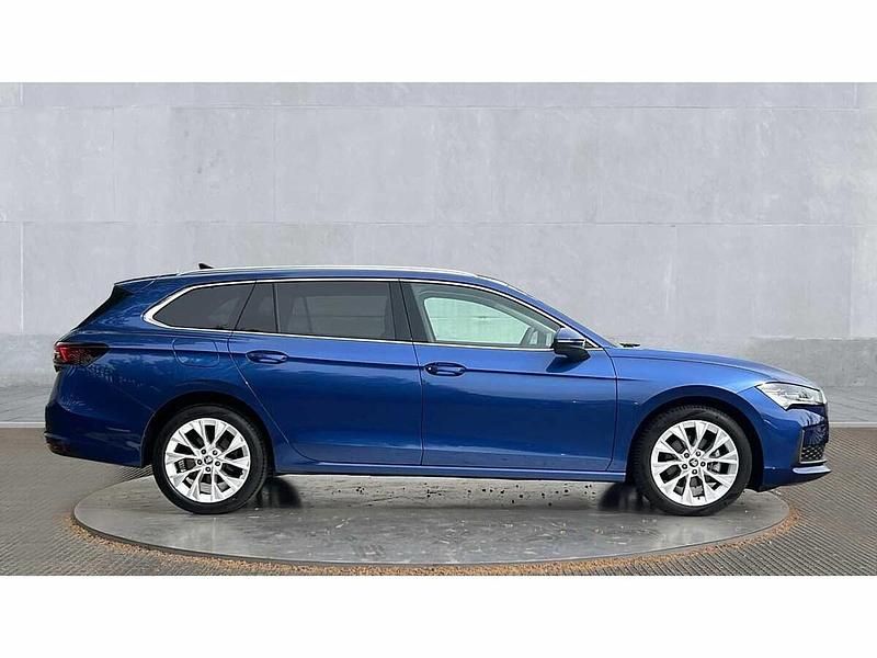 Used Skoda Superb SE L 150 HP (110 kW) 2025 Blue Estate