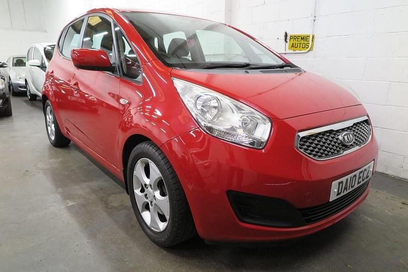 Red Used 2010 Kia Venga 2 Hatchback | £2,333 (Fair price) - Image 1/4