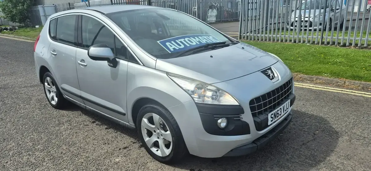Used Peugeot 3008 Active 2013 Silver Estate
