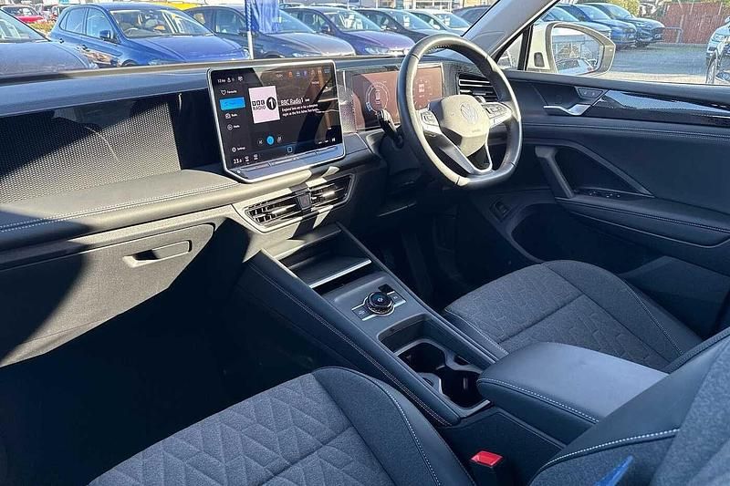 Used VW Tiguan Match 150 HP (110 kW) 2024 White SUV