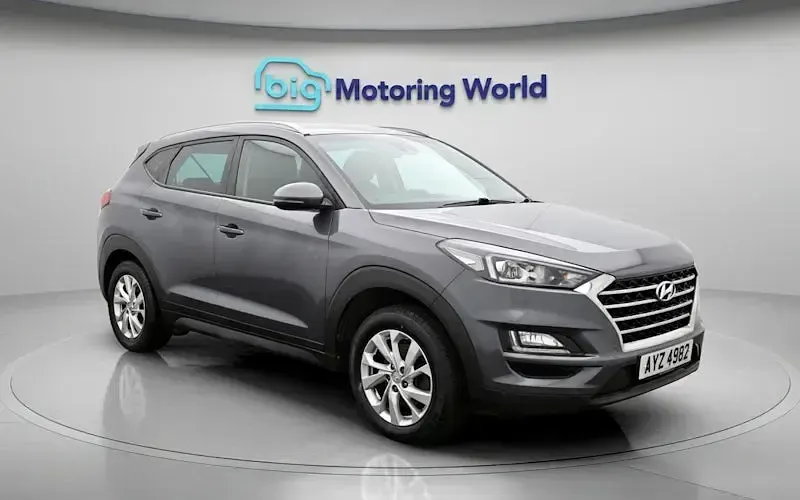 Used Hyundai Tucson SE 136 HP (100 kW) 2020 Grey SUV