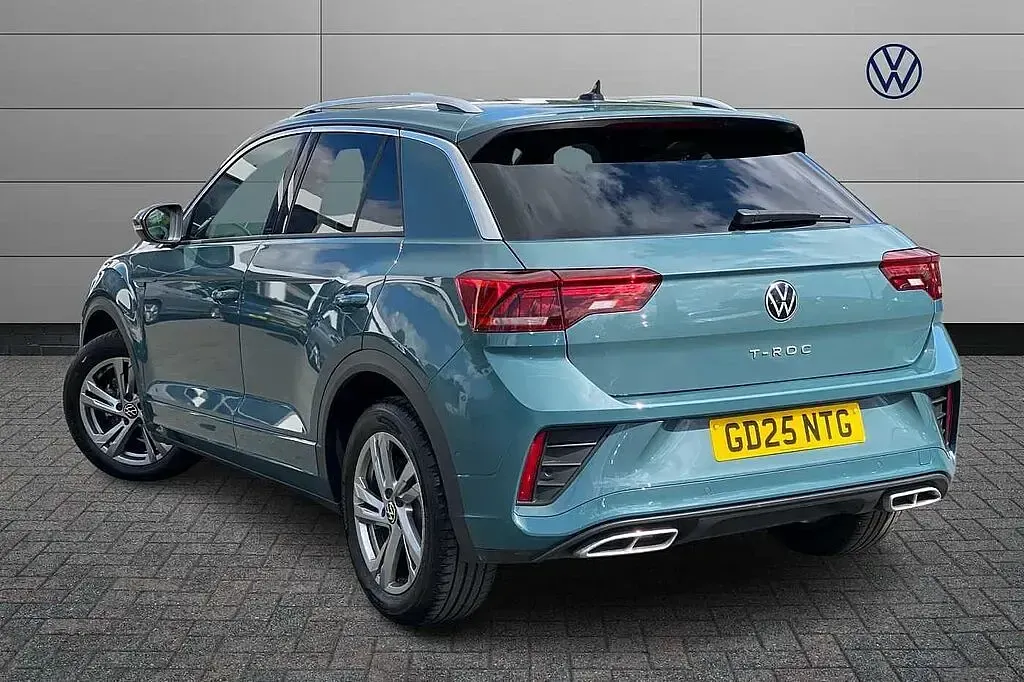Used VW T-Roc R-line 150 HP (110 kW) 2025 Blue SUV