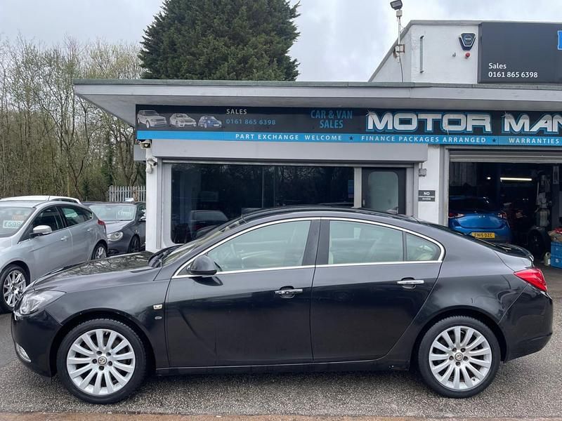 Used Vauxhall Insignia Elite 160 HP (117 kW) 2011 Black Hatchback