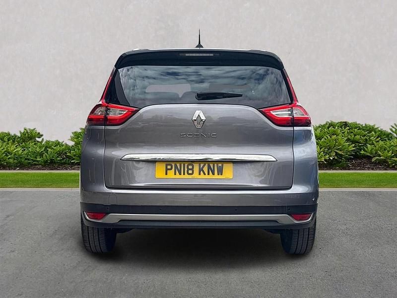 Used Renault Grand Scénic IV Signature 130 HP (95 kW) 2018 Grey/black MPV
