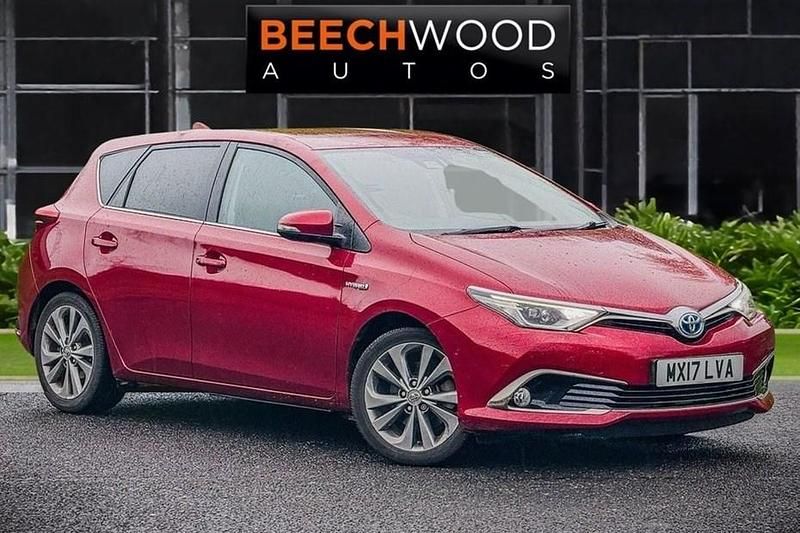 Used 2017 Toyota Auris Hybrid | £12,400 (Fair price) - Image 1/1