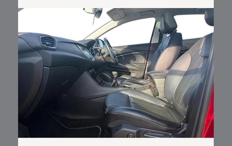 Used Vauxhall Grandland X Elite 130 HP (95 kW) 2021 Red SUV