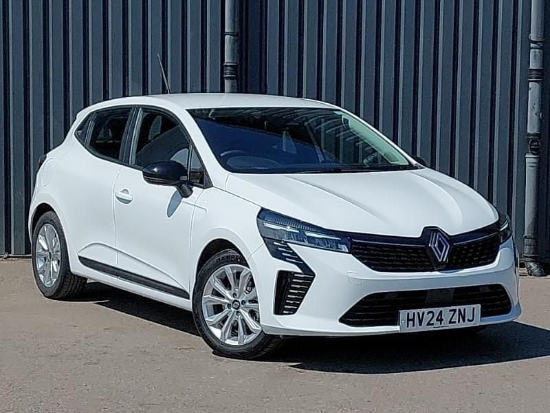 White Used 2024 Renault Clio V Evolution Hatchback | £17,498 (Fair price) - Image 1/4