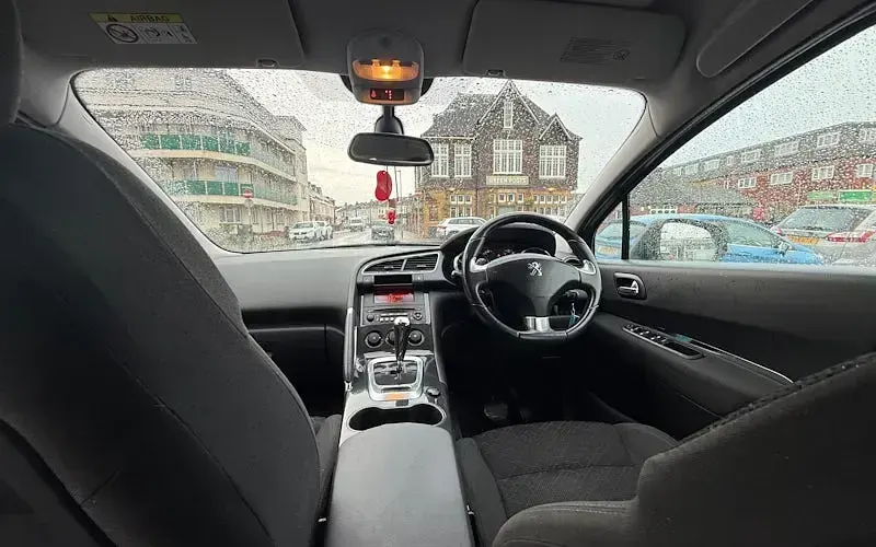 Used Peugeot 3008 Active 116 HP (85 kW) 2014 Grey Estate
