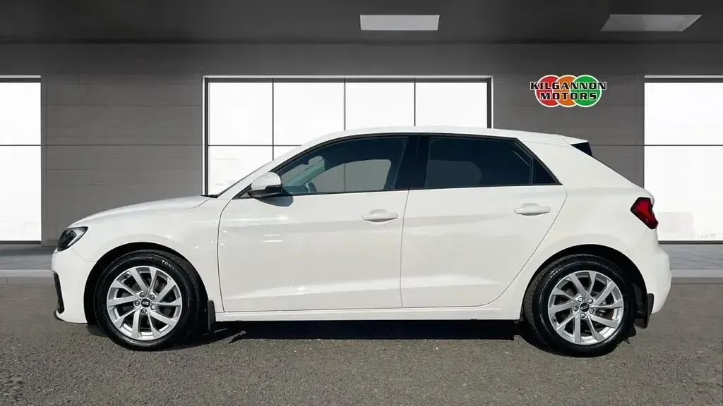 Used Audi A1 Sport 110 HP (80 kW) 2021 White SUV