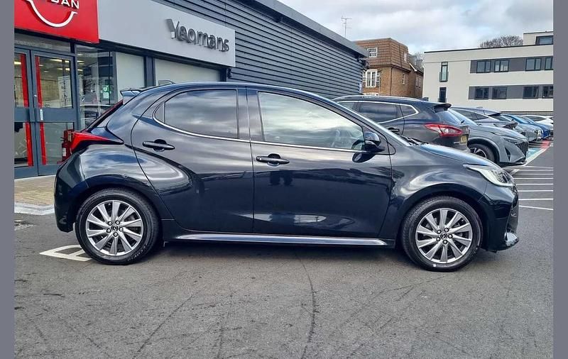 Used Mazda 2 113 HP (83 kW) 2023 Black Hatchback
