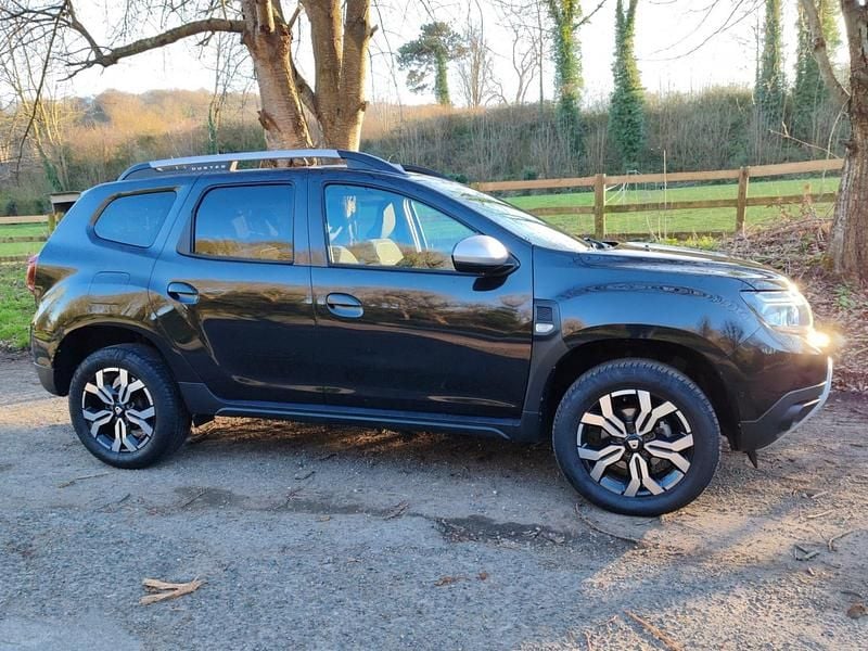 Used Dacia Duster Prestige 91 HP (66 kW) 2022 Black SUV