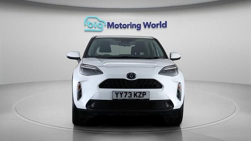 Used Toyota Yaris Cross 116 HP (85 kW) 2023 White SUV