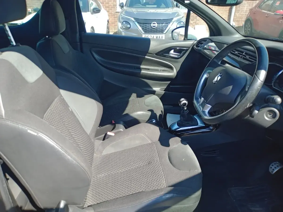 Used Citroën DS3 110 HP (80 kW) 2014 Blue Hatchback