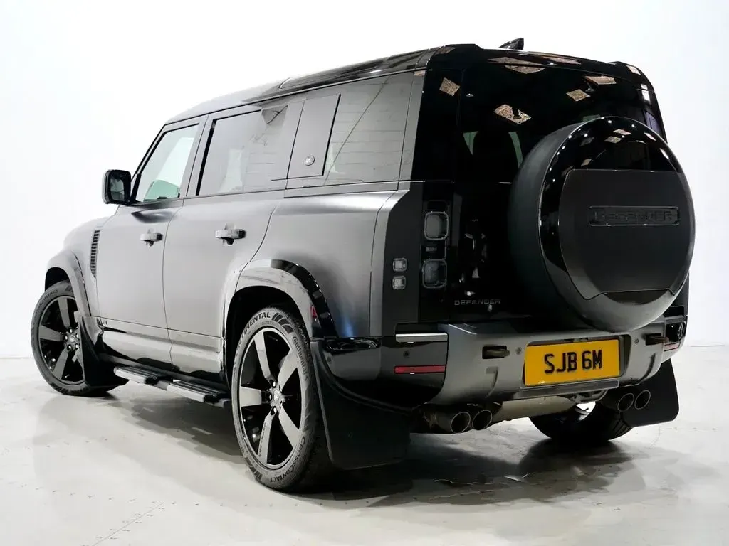 Used Land Rover Defender Carpathian Edition 525 HP (386 kW) 2023 Grey SUV