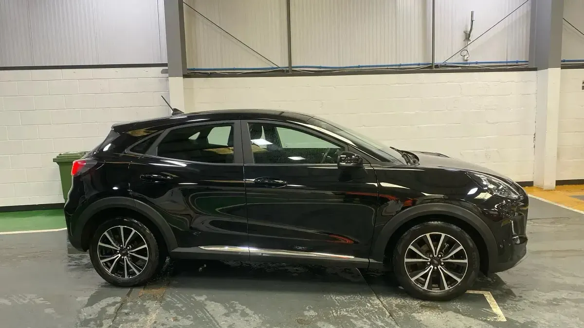 Used Ford Puma Titanium 125 HP (91 kW) 2023 Black SUV
