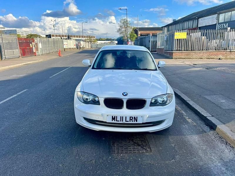 Used BMW 116 2011 White Hatchback