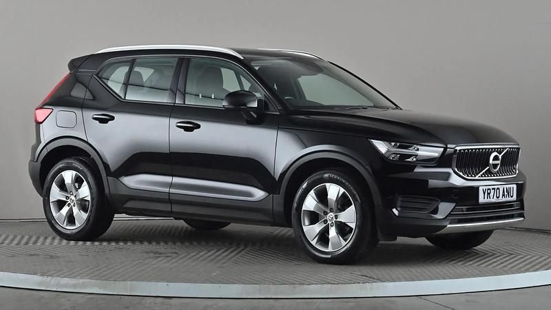 Used Volvo XC40 Momentum 163 HP (119 kW) 2020 Black SUV