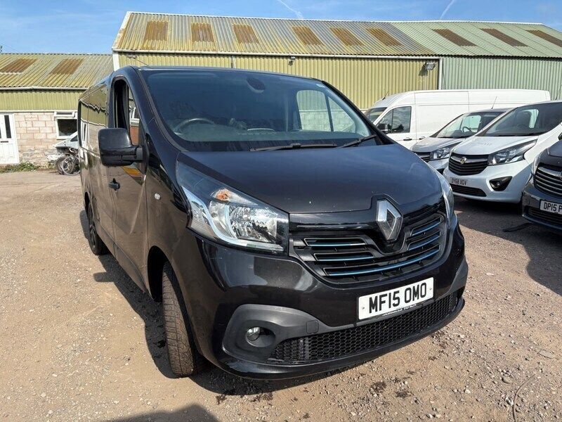 Black Used 2015 Renault Trafic Van | £2,995 (Good price) - Image 1/4