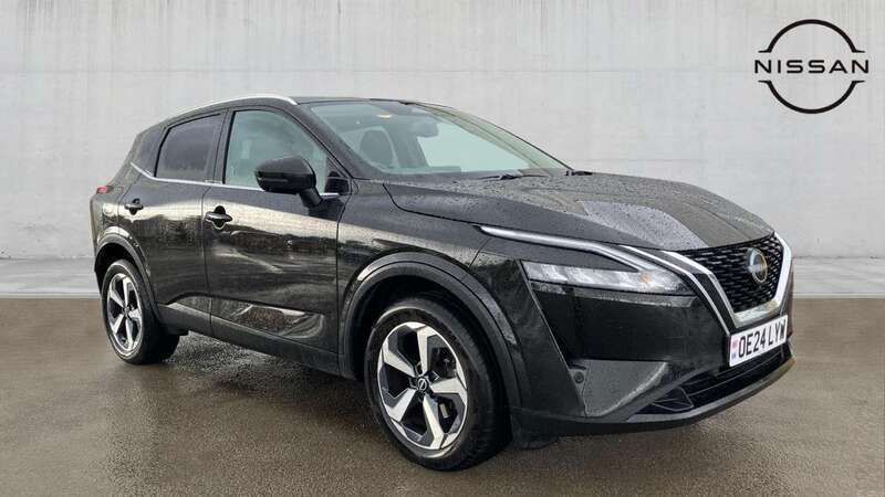 Black Used 2024 Nissan Qashqai N-Connecta SUV | £23,990 (Fair price) - Image 1/4