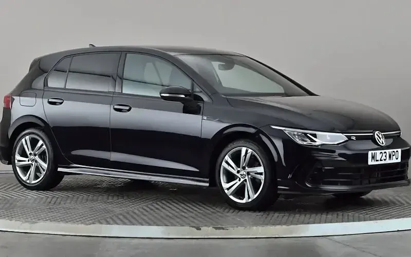 Used VW Golf VIII R-line 150 HP (110 kW) 2023 Hatchback