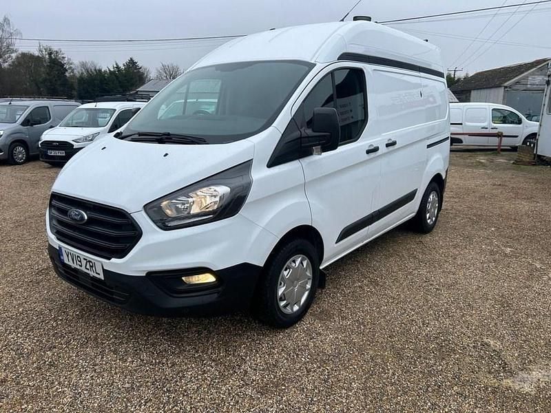Used Ford Transit Custom 105 HP (77 kW) 2019 White Van