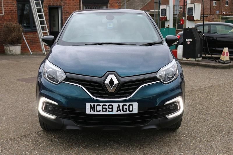 Used Renault Captur Iconic 2020 Blue/black SUV