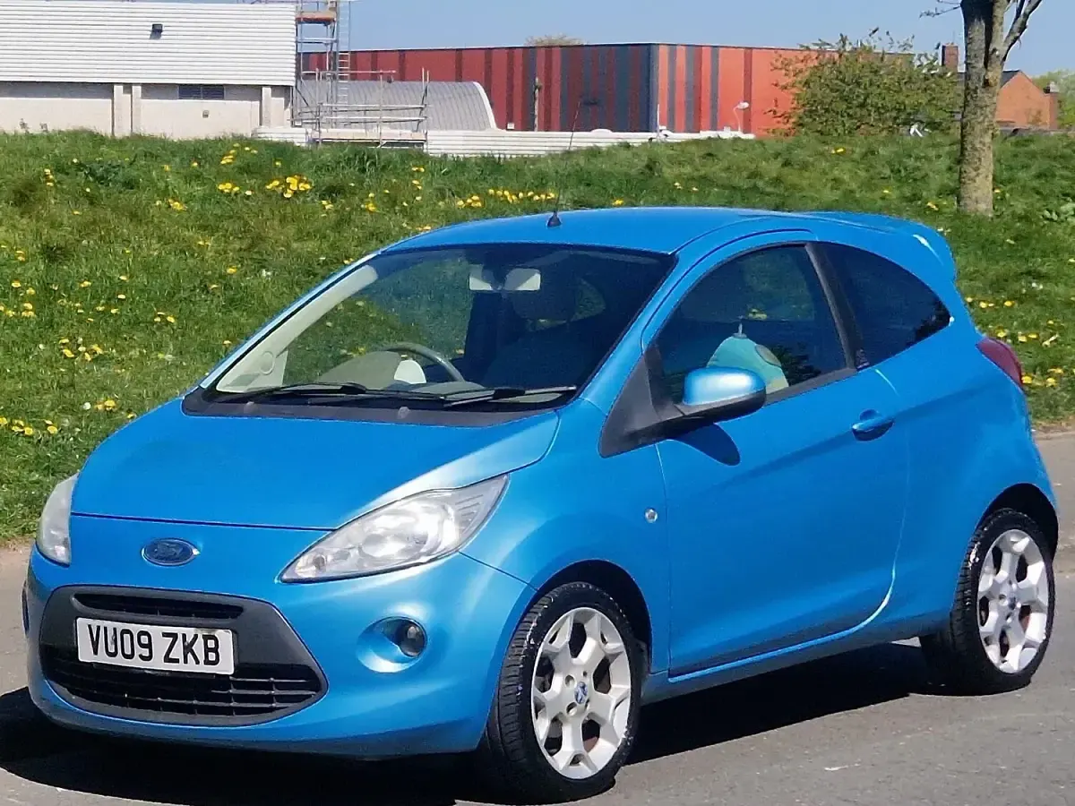 Used Ford Ka Zetec 69 HP (50 kW) 2009 Blue Hatchback